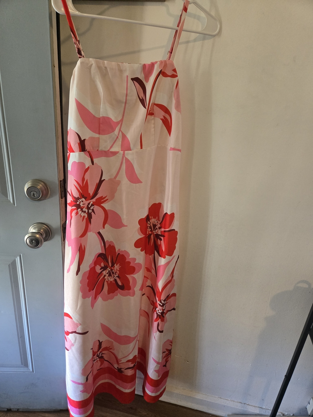 Floral Pink Maxi Skirt with Bold Blooms